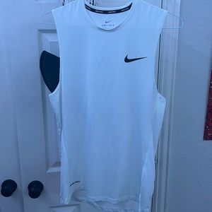 Sleeveless shirt NIKE men’s medium
